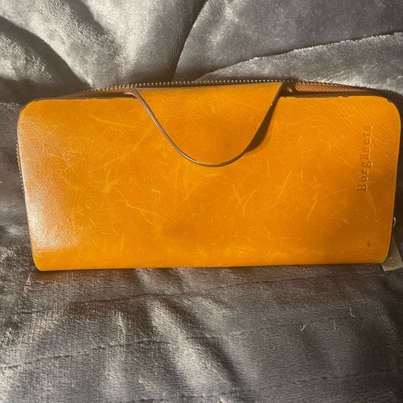 Borgasets Leather Wallet - Picture 1 of 7